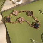 [Aura ]New CLOVER 5 MOTIF GRAY MOP BRACELET COLLECTION