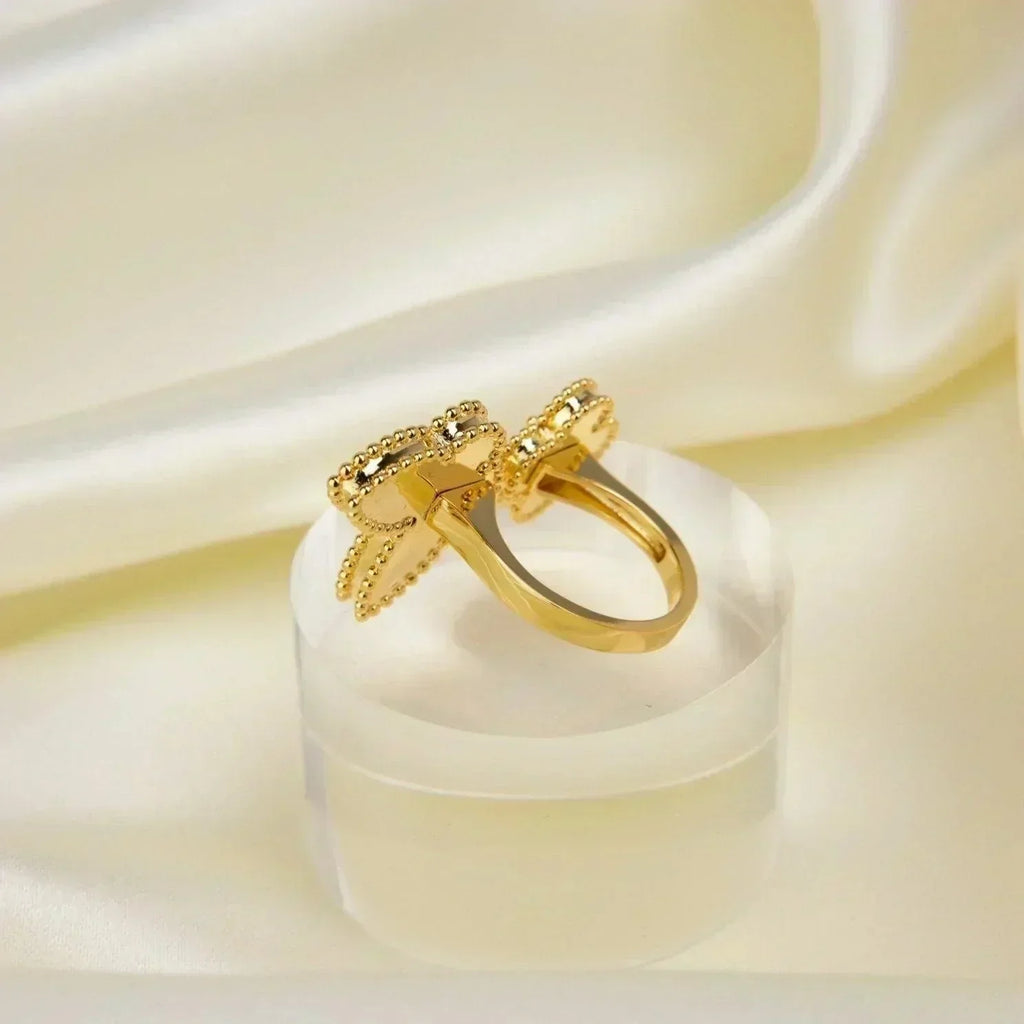 Aura LUCKY BETWEEN THE FINGER RING