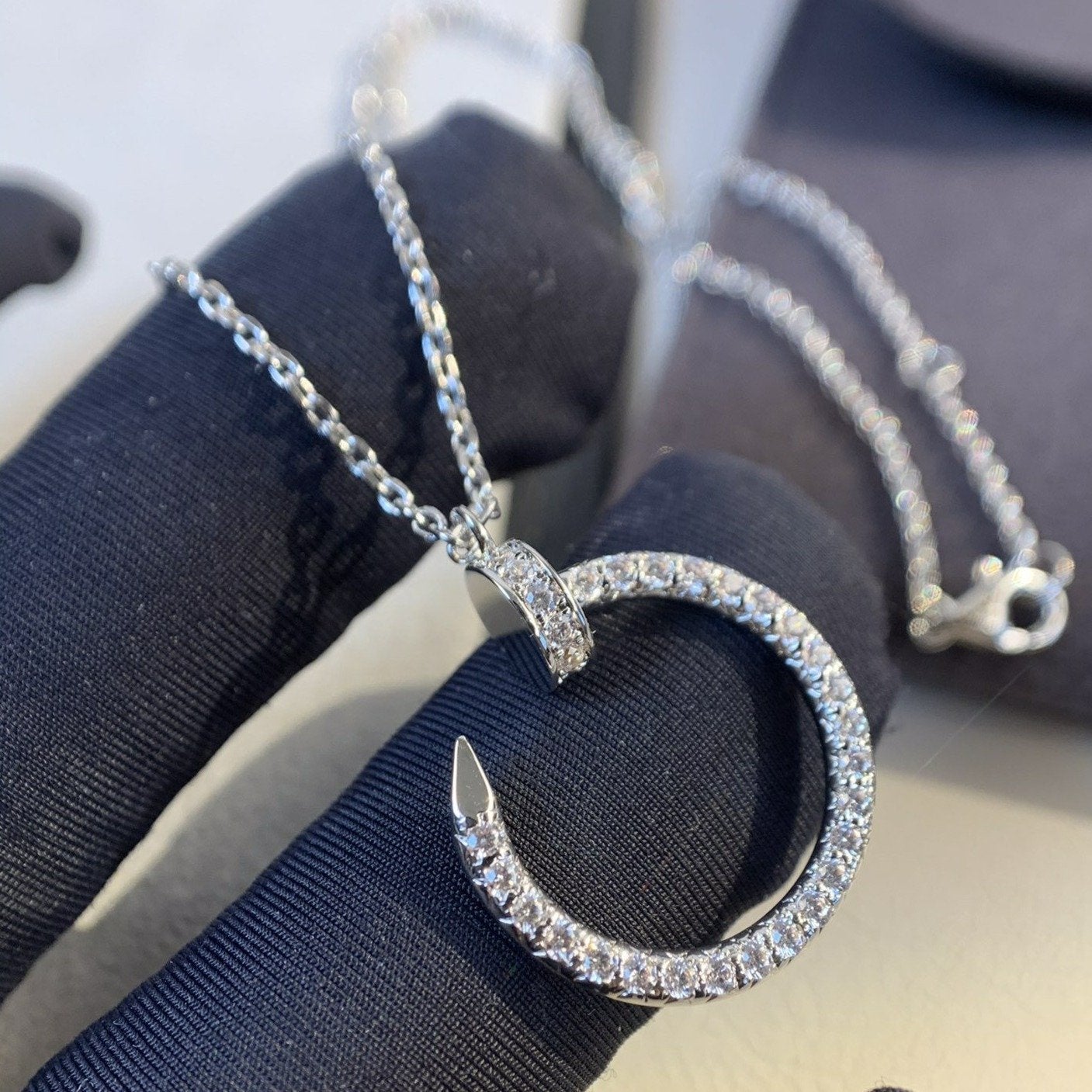 Aura JUSTE NECKLACE SILVER DIAMONDS