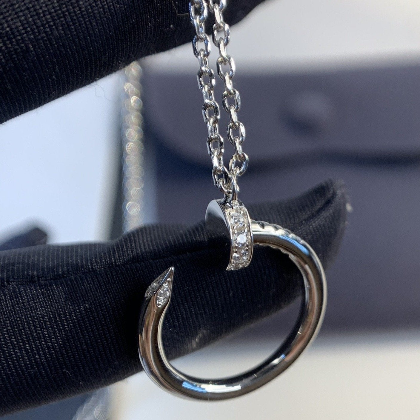 Aura JUSTE HALSKE T SILBER