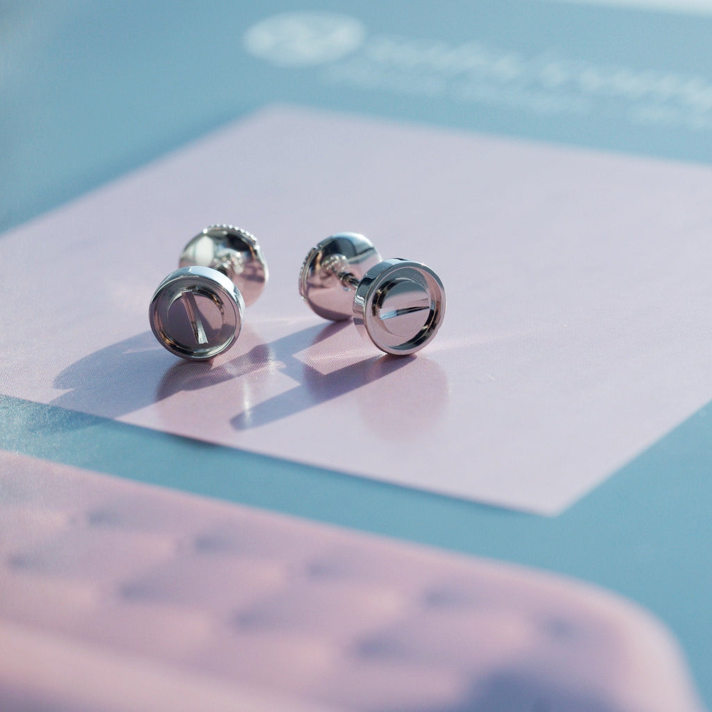 Aura LOVE EARRINGS SILVER 10MM