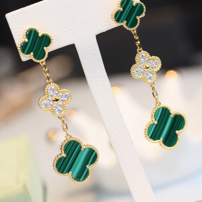 Aura CLOVER EARRINGS GOLD MALACHITE DIAMOND 3 MOTIF