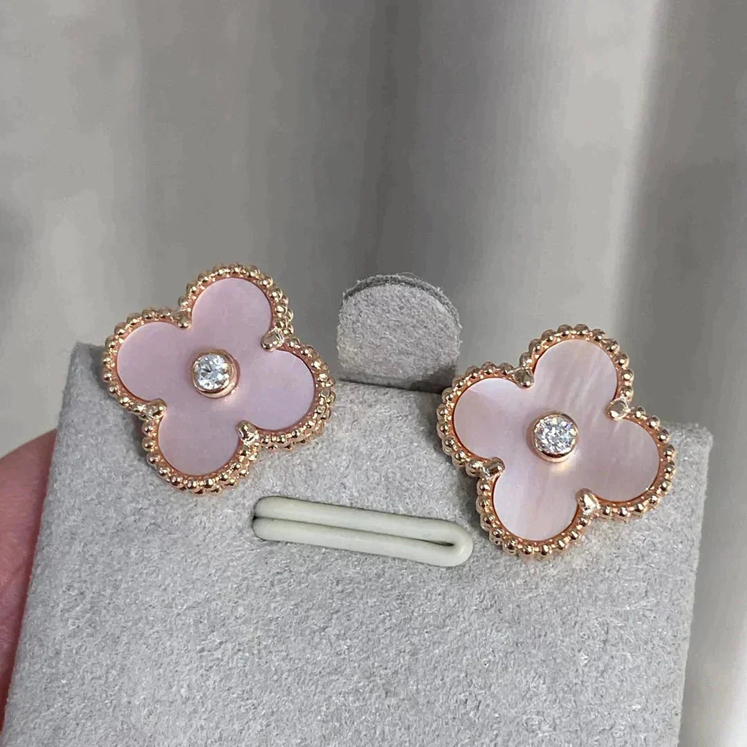 Aura CLOVER MEDIUM 1 MOTIFS  PINK MOP DIAMOND EARRINGS