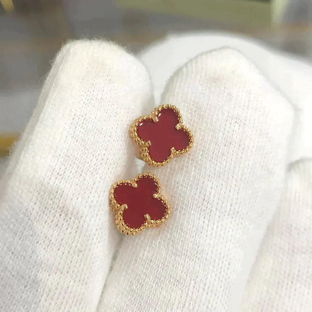 Aura CLOVER MINI 9.5MM CARNELIAN EARRINGS