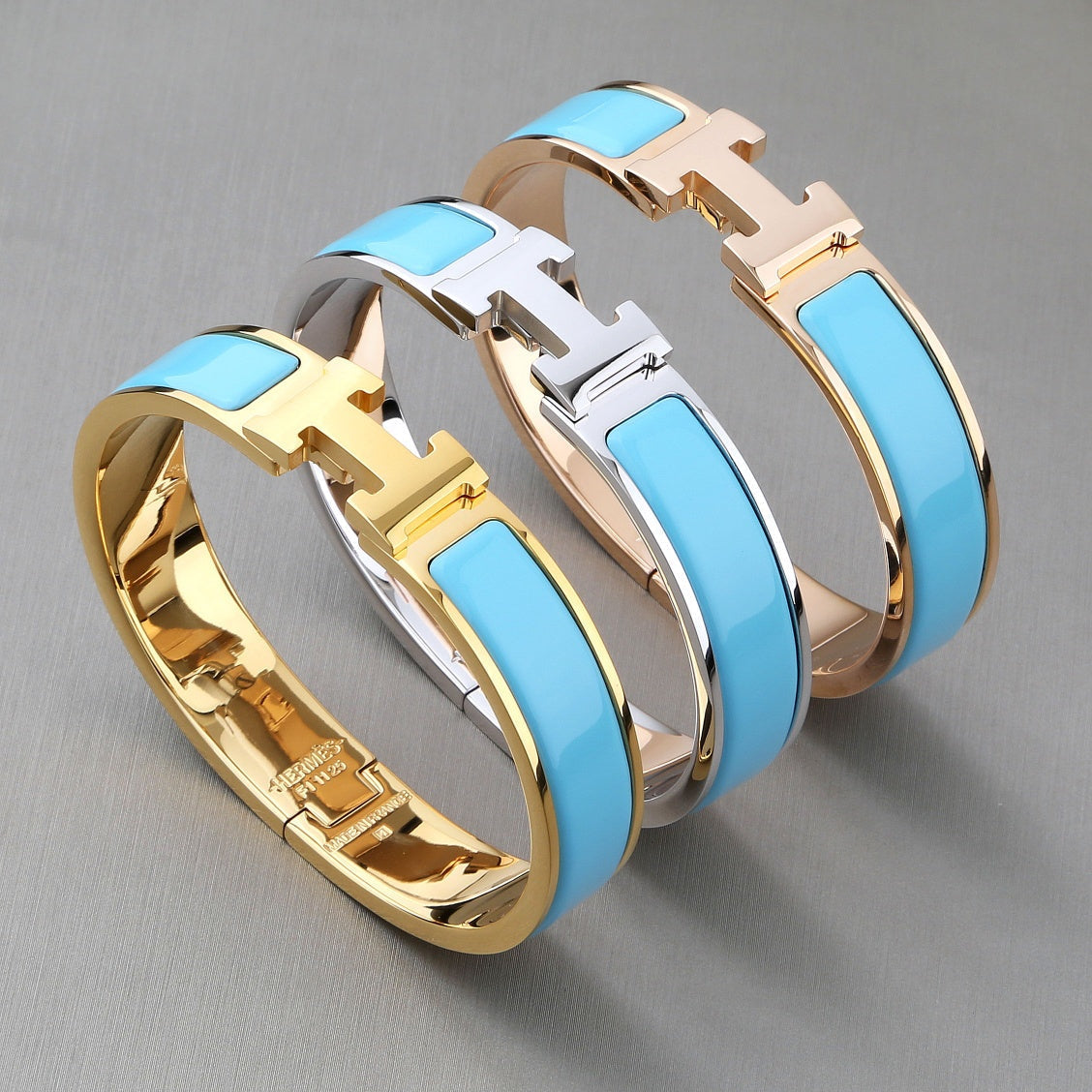 Aura H CLOUD BLUE BRACELET