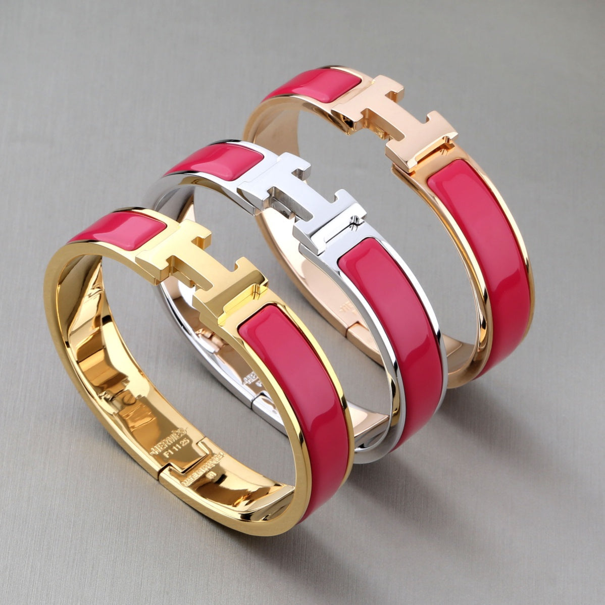 Aura H RED BRACELET