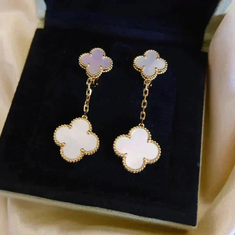 Aura CLOVER 2 MOTIF WHITE MOP EARRINGS