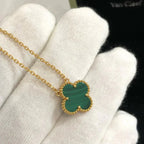 Aura CLOVER 15MM MALACHIT EINZELBLUMEN-HALSKEТТЕ