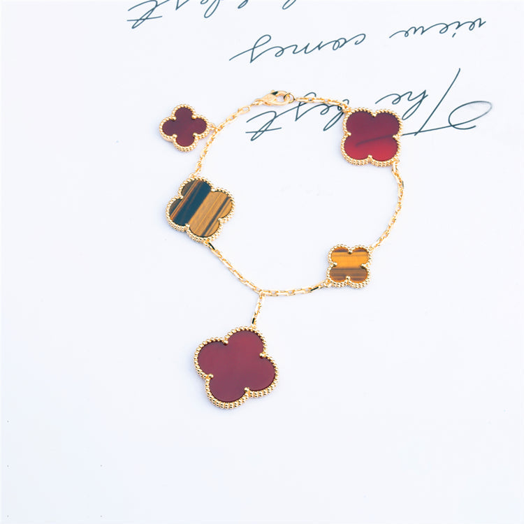 Aura CLOVER BRACELET 5 MOTIVE KARNEOL TIGERAUGE