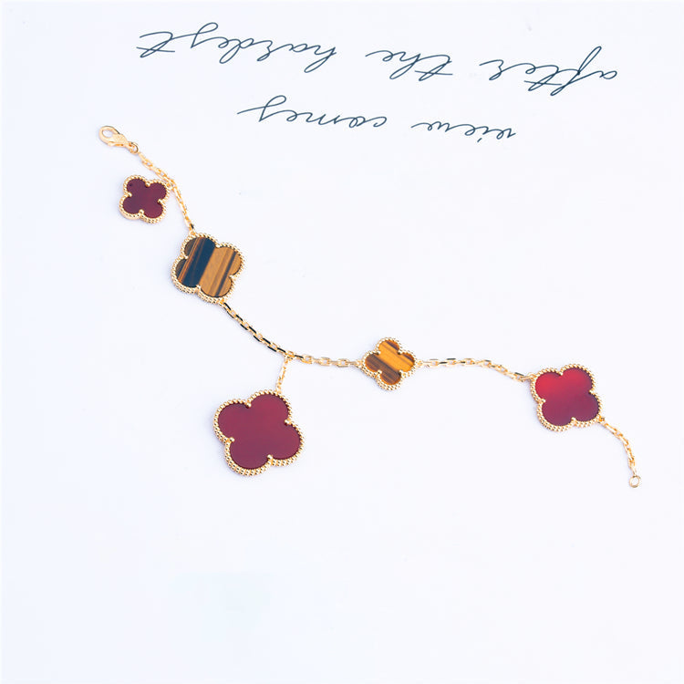 Aura CLOVER BRACELET 5 MOTIVE KARNEOL TIGERAUGE