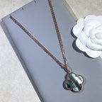 Aura CLOVER 25MM GOLD DARK MOP BIG CLOVER NECKLACE