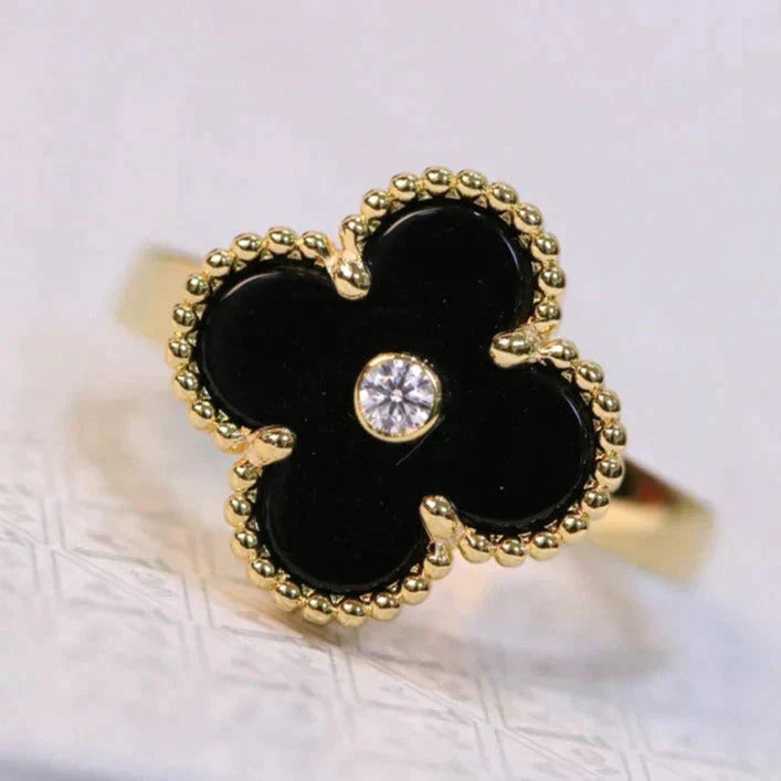 Aura CLOVER ONYX RING GOLD DIAMANT