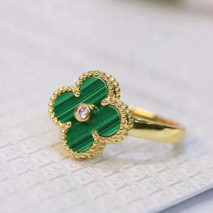 Aura CLOVER MALACHITE RING GOLD DIAMOND