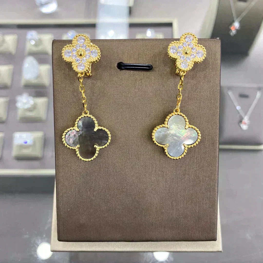 Aura CLOVER  2 MOTIFS  DIAMOND  EARRINGS (MULTIPLE CHOICESç´