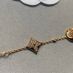 Aura Stern- und Sonnenarmband mit 4 Motiven aus Gold und Diamanten
