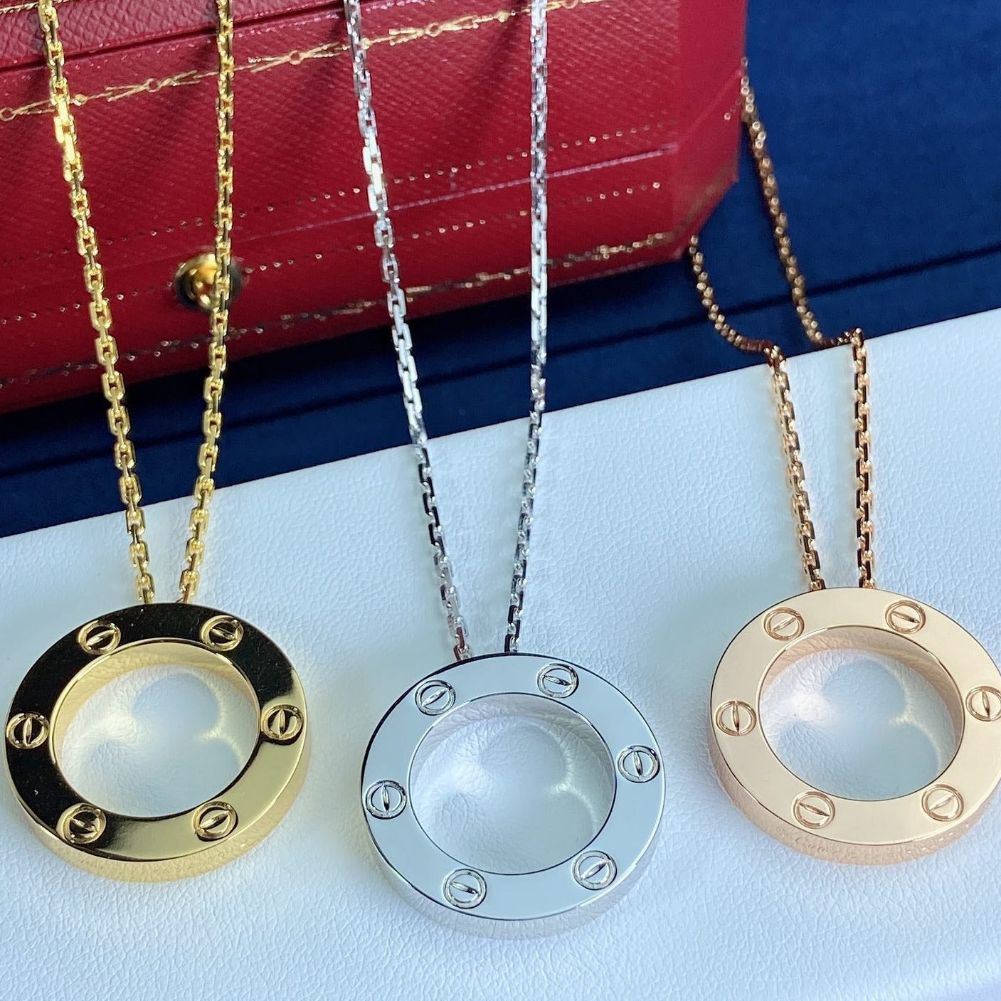 Aura LOVE NECKLACE 16MM