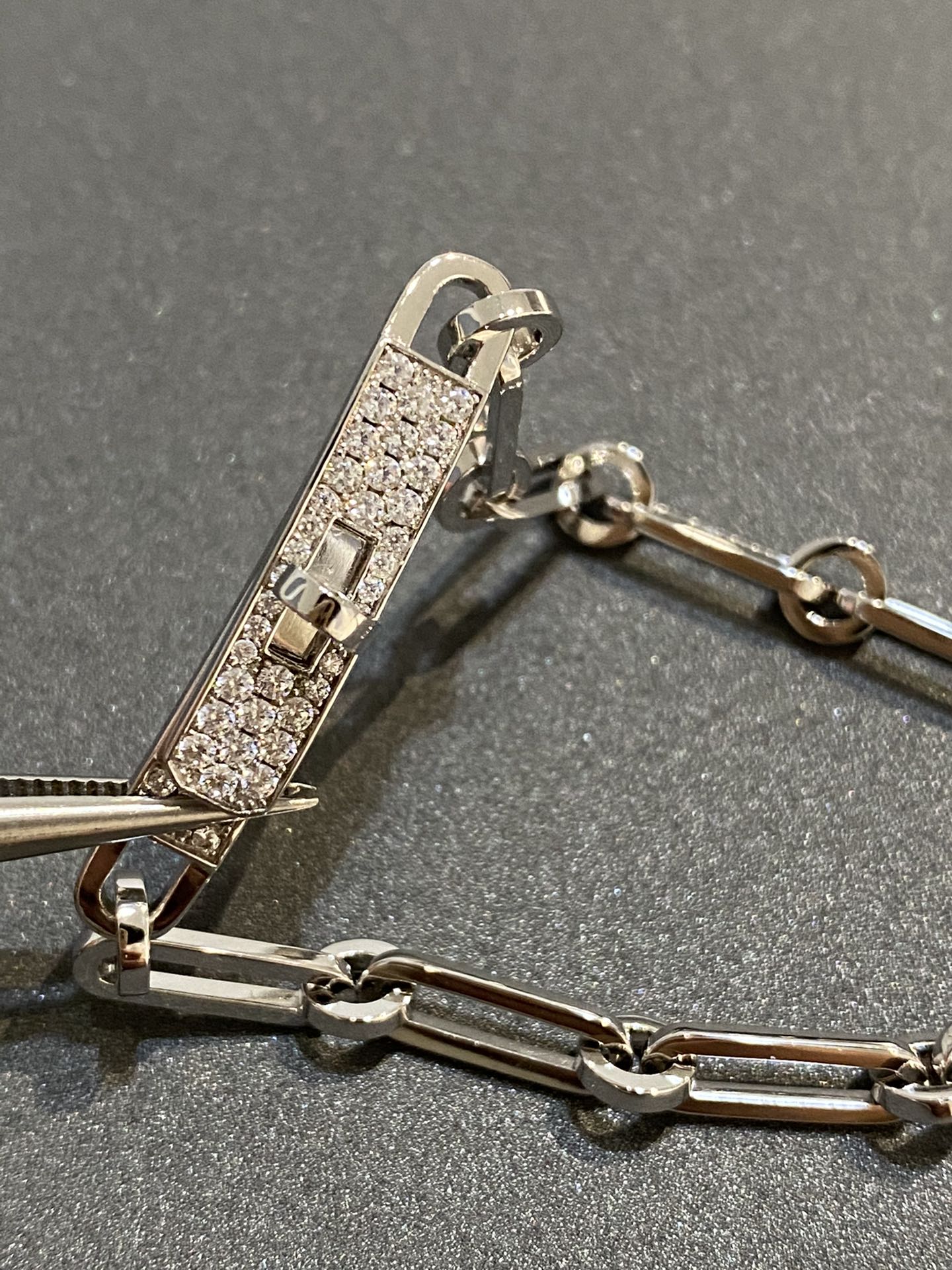 Aura KETTENARMBAND KLEINES MODELL DIAMANT