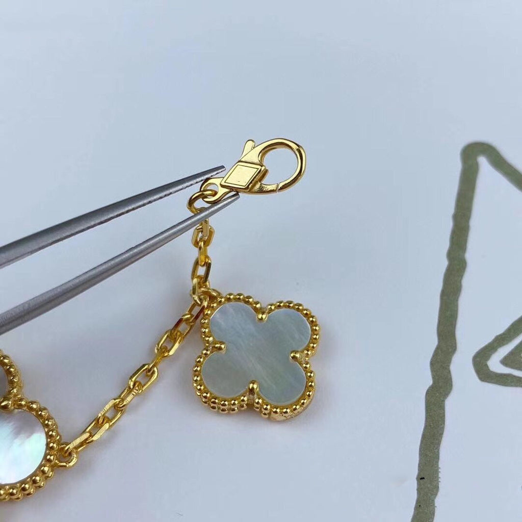 Aura MAGIC CLOVER MOP GOLD BRACELET 5 MOTIFS