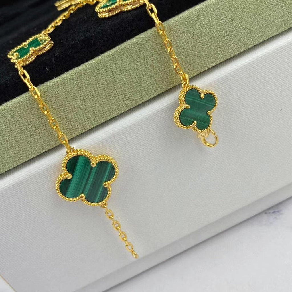 Aura MAGIC CLOVER MALACHITE GOLD BRACELET 5 MOTIFS