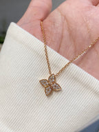 Aura STAR DIAMOND NECKALCE