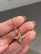 Aura STAR DIAMOND NECKALCE