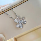 Aura CLOVER DIAMOND NECKLACE SILVER