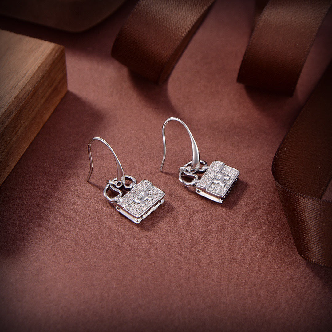 Aura KELLY DIAMOND EARRINGS