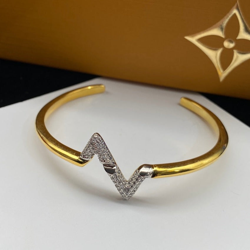 Aura VOLTE UPSIDE DOWN DIAMOND GOLD OFFENER ARMBREIF