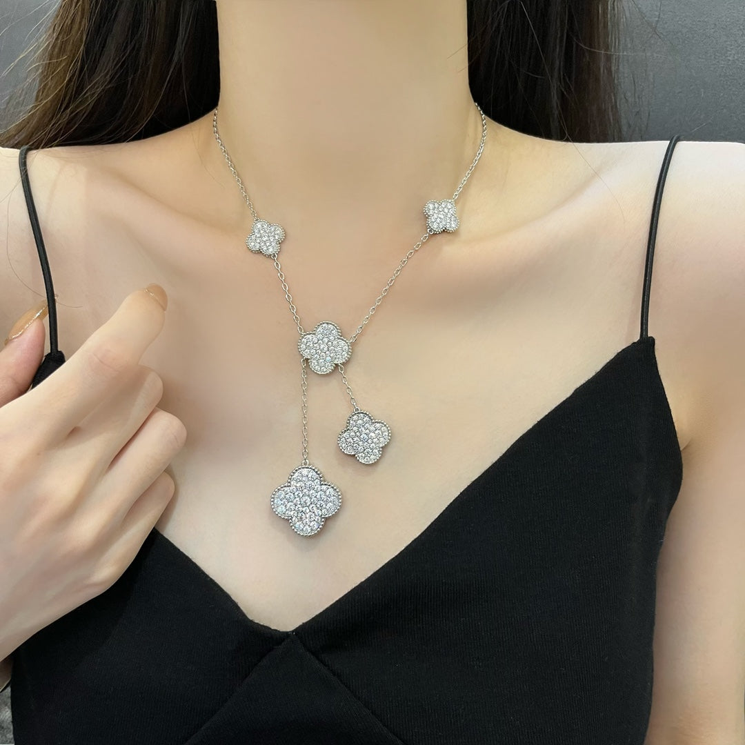 Aura CLOVER 5 MOTIFS SILVER DIAMONDS NECKLACE