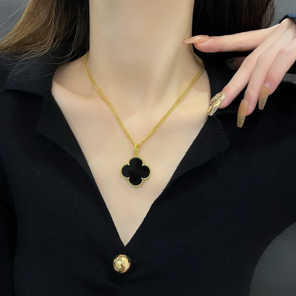 Aura CLOVER 25MM NECKLACE GOLD ONYX