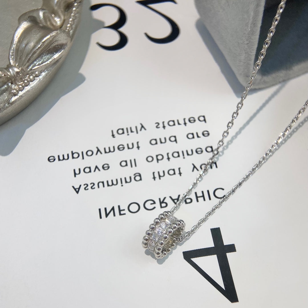 Aura PERLEE DIAMANT HALSKETTE