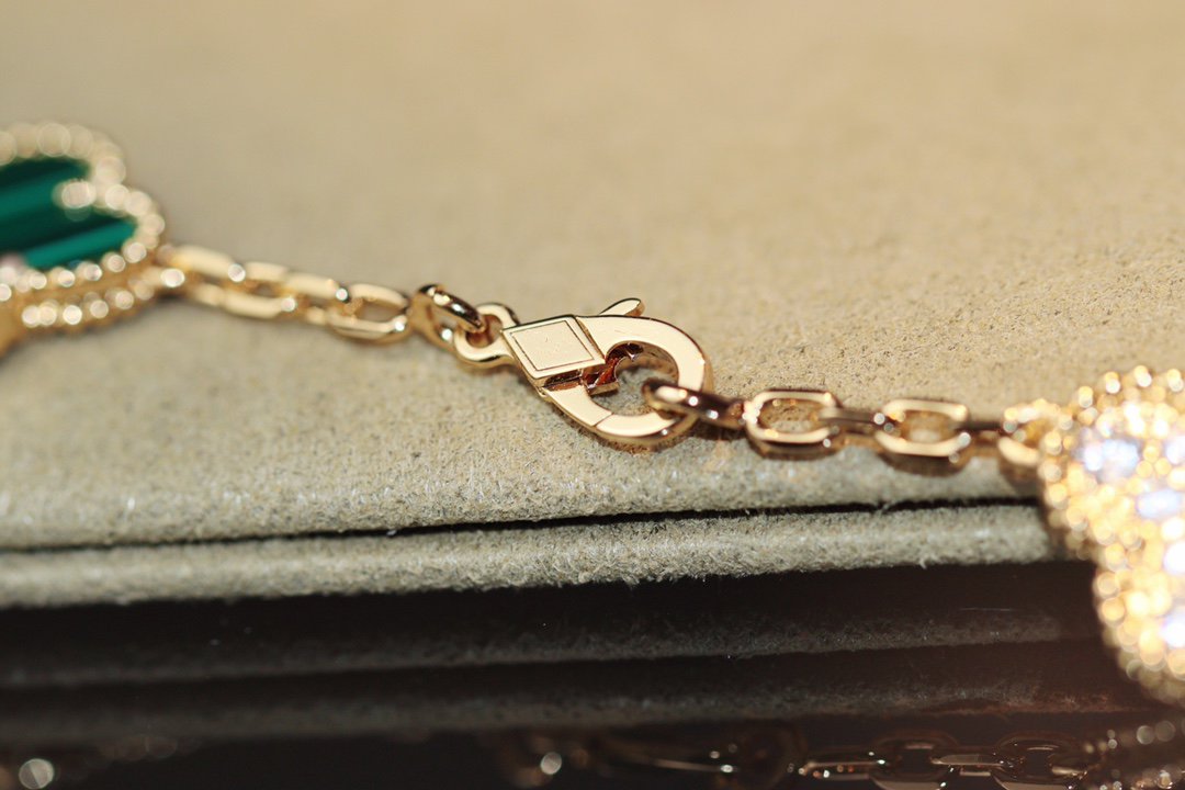 Aura CLOVER 20 MOTIFS ONYX ROSE GOLD