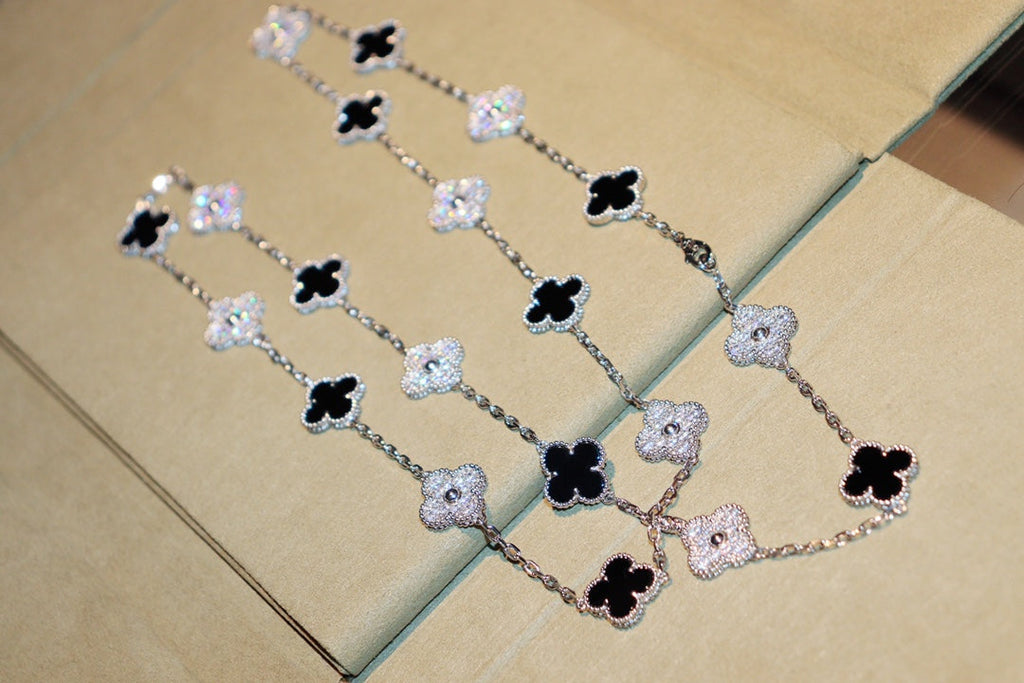 Aura CLOVER 20 MOTIFS ONYX DIAMOND SILVER