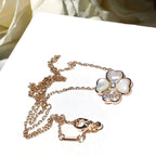 Aura CLOVER MOP DIAMOND ROSE GOLD NECKLACE