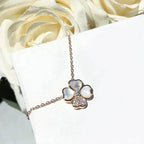 Aura CLOVER MOP DIAMOND ROSE GOLD NECKLACE