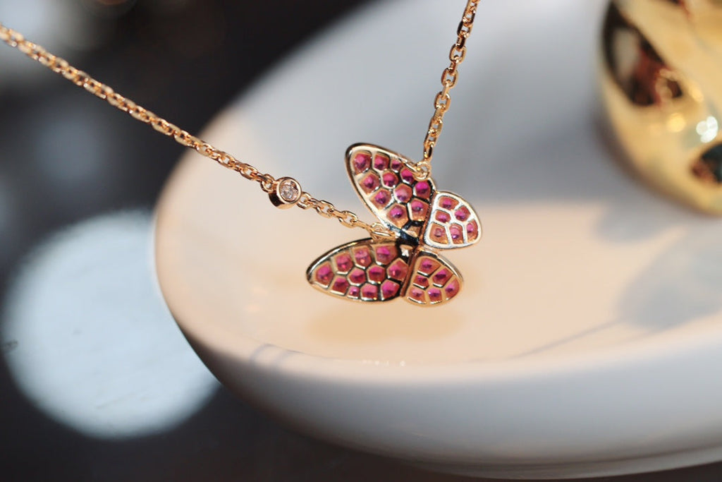 Aura BUTTERFLY RED DIAMOND ROSE GOLD NECKLACE