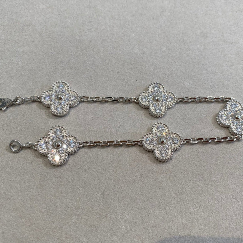 [Aura ] New  CLOVER 5 MOTIF FULL DIAMOND BRACELET COLLECTION