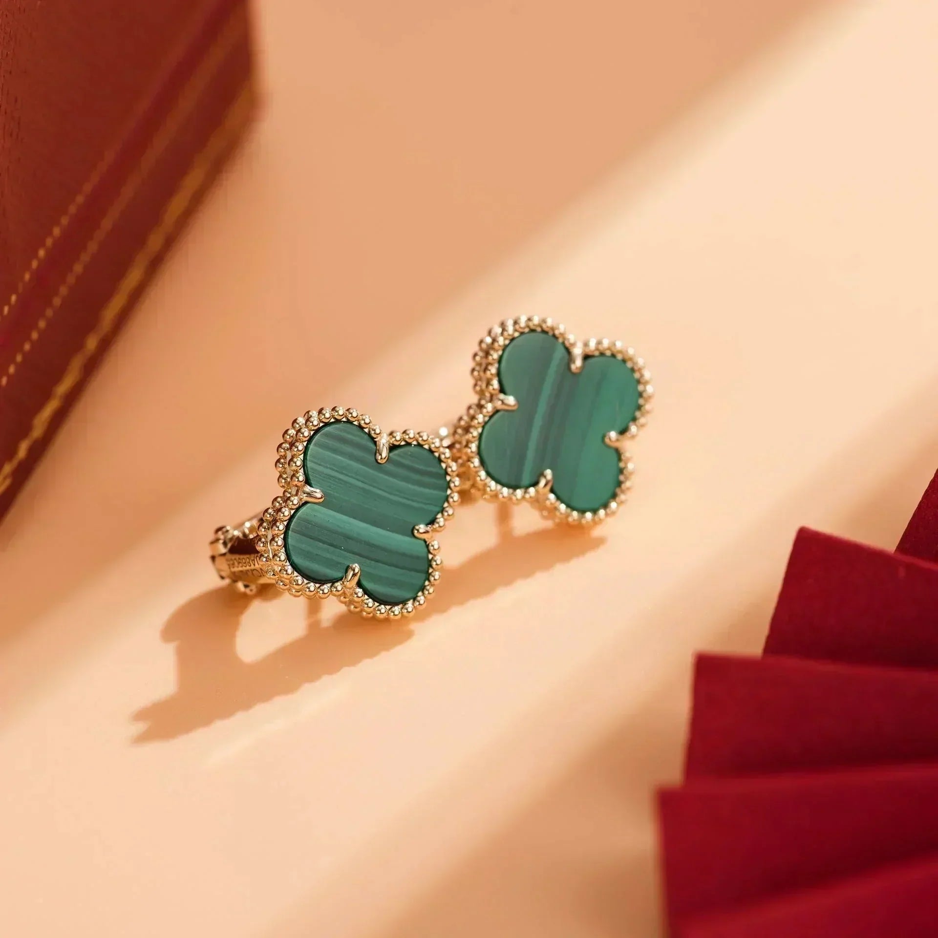 Aura CLOVER MEDIUM 1 MOTIFS MALACHITE  EARRINGS