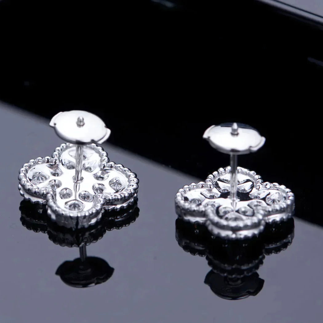 Aura CLOVER 1 MOTIFS DIAMOND STUD EARRINGS SILVER
