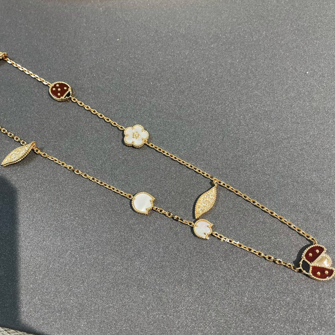 Halskette mit 15 Motiven Aura LUCKY SPRING GOLD