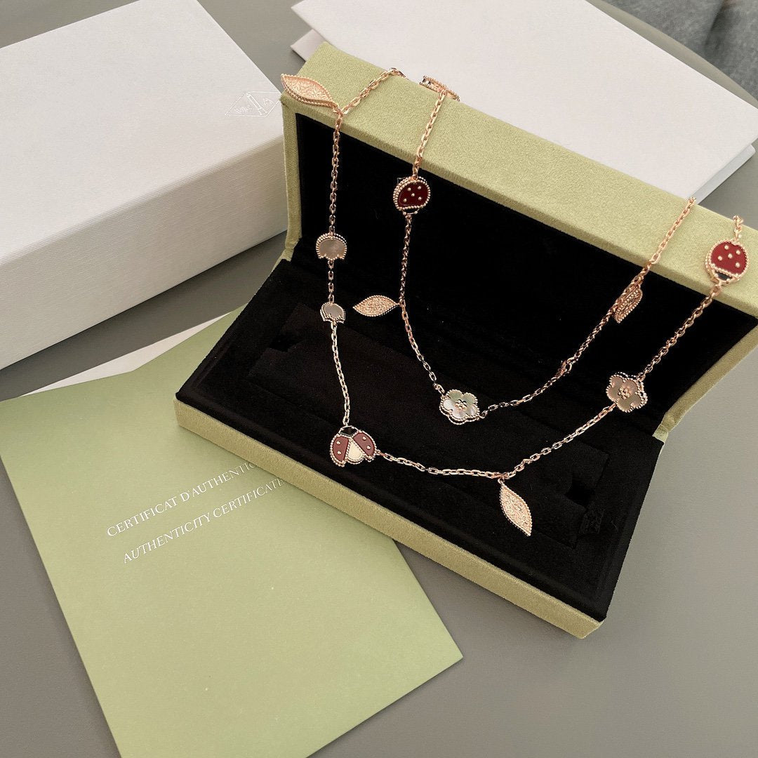 Aura LUCKY SPRING 15 MOTIVE ROSÉGOLD HALSKEТTE