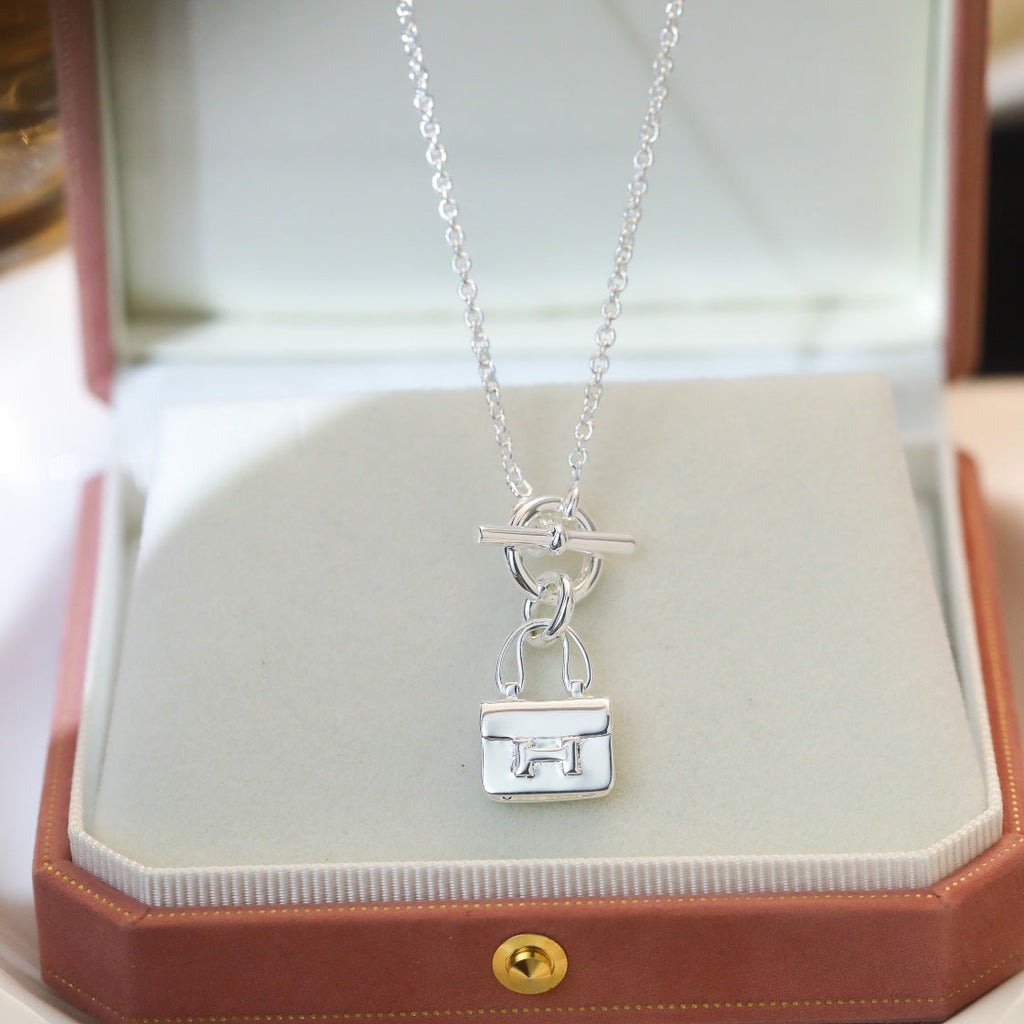 Aura POP H PEDANT SILVER NECKLACE
