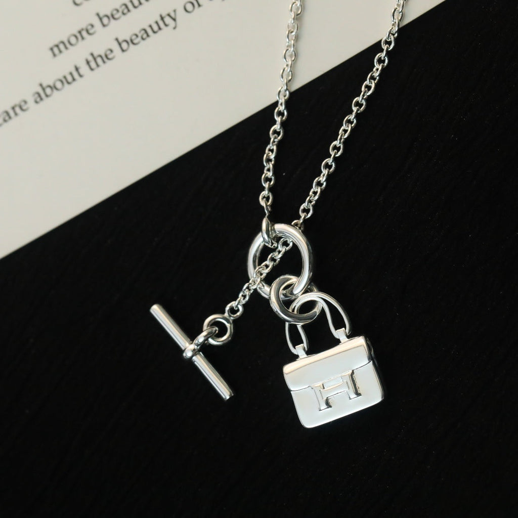 Aura POP H PEDANT SILVER NECKLACE