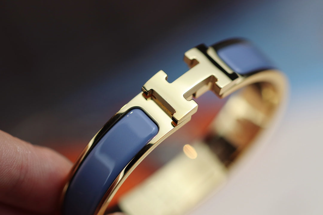 Aura H ARMREIF 12MM BLAUGRAU