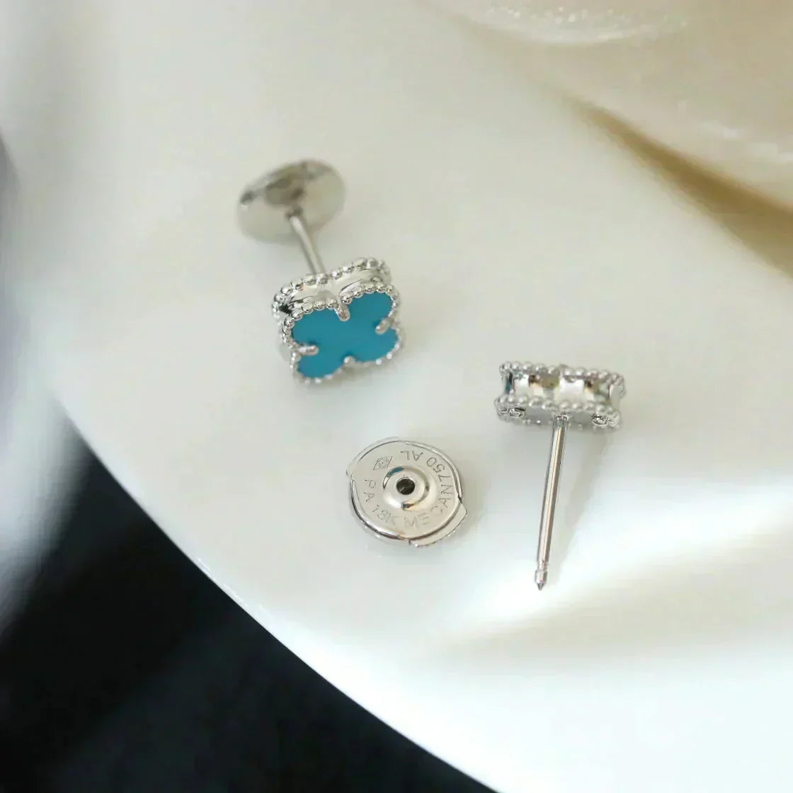 Aura CLOVER MINI 9.5MM ONYX STUD EARRINGS SILVER
