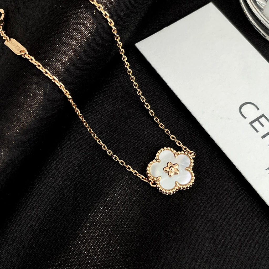 Aura LUCKY SPRING ROSE GOLD MOP BRACELET