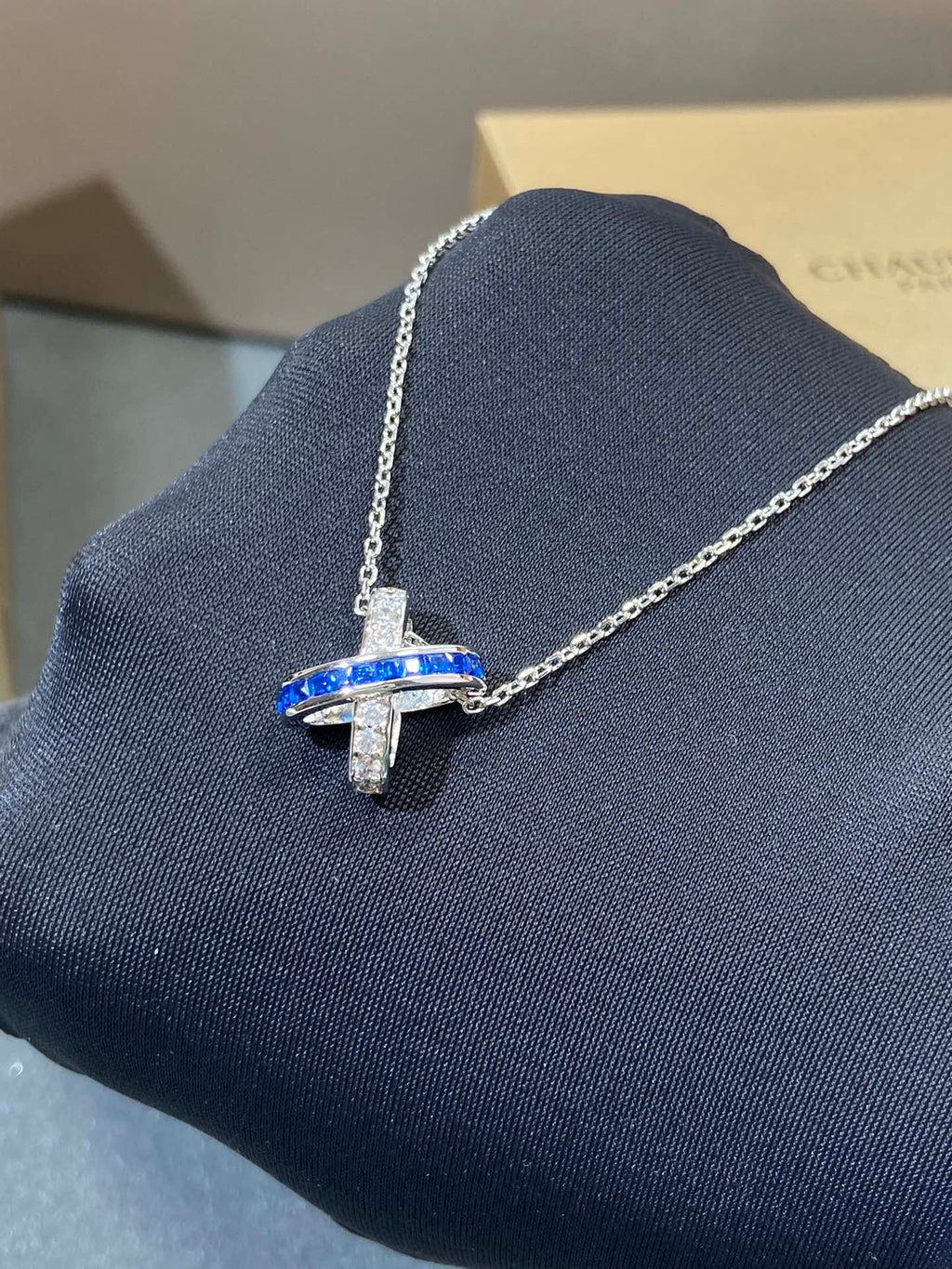 Aura LIENS DIAMOND SILVER NECKLACE