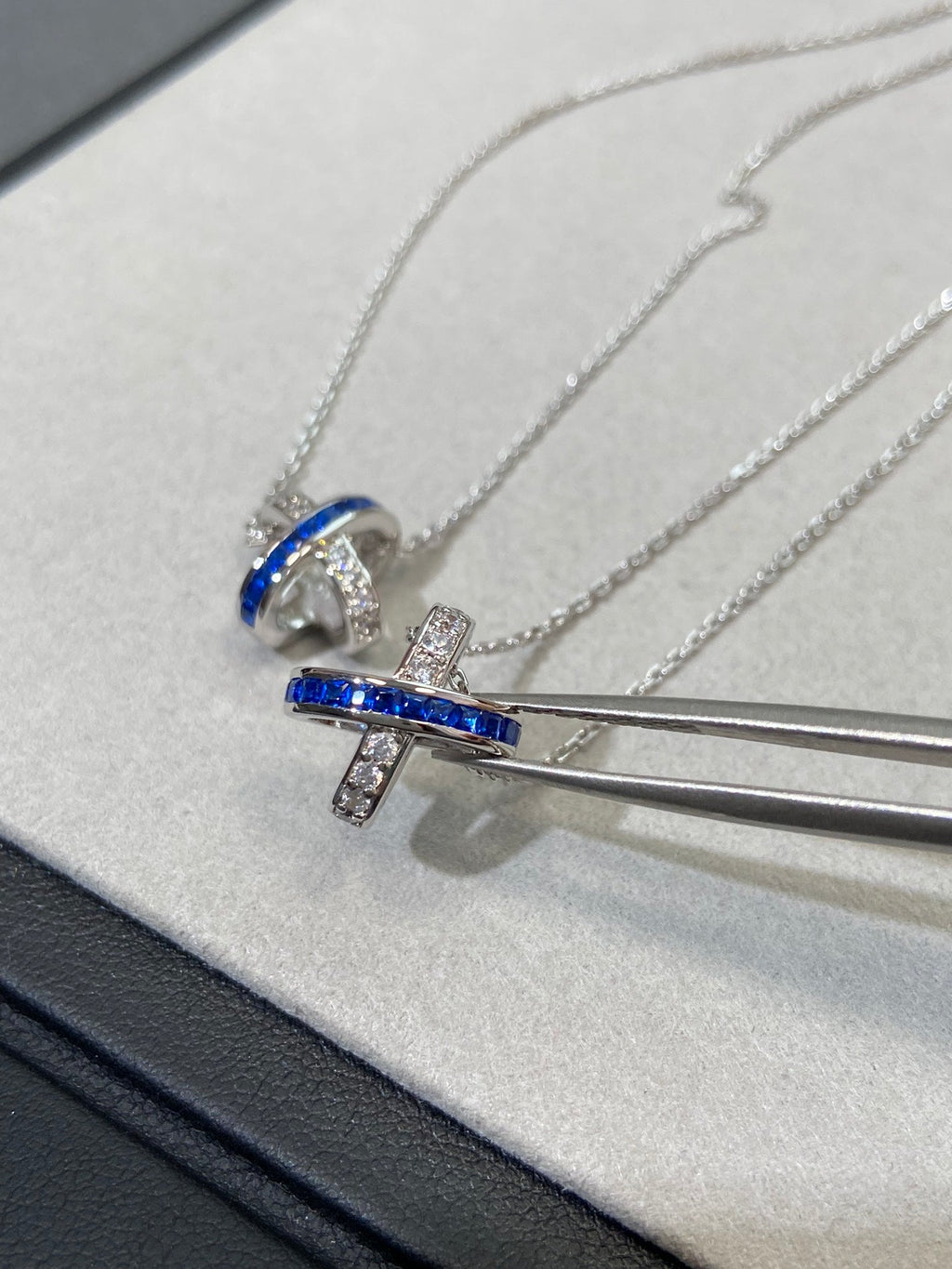 Aura LIENS DIAMOND SILVER NECKLACE