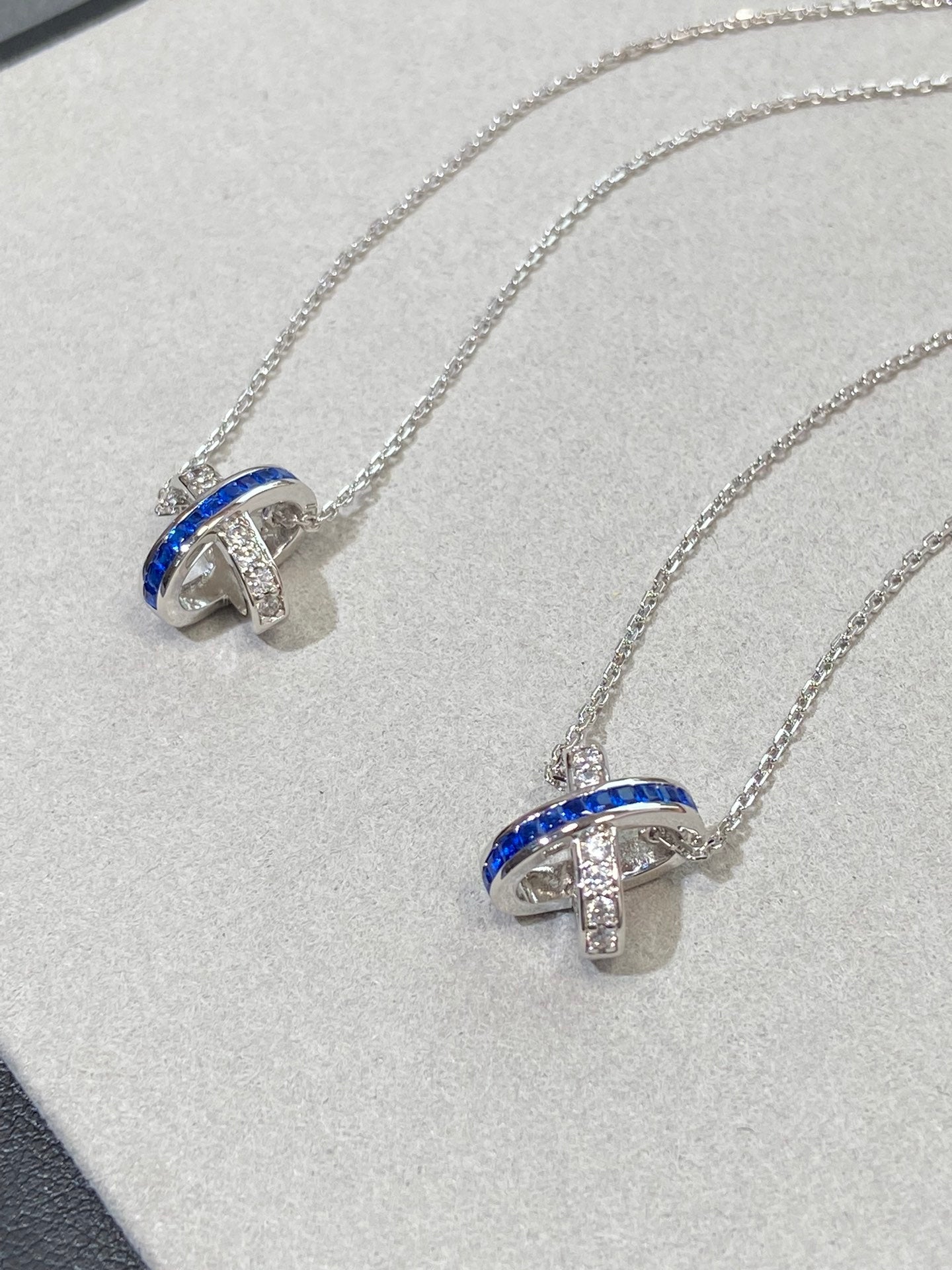 Aura LIENS DIAMOND SILVER NECKLACE