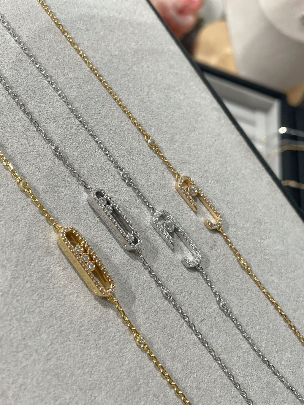 [Aura ] BABY MOVE DIAMOND BRACELET